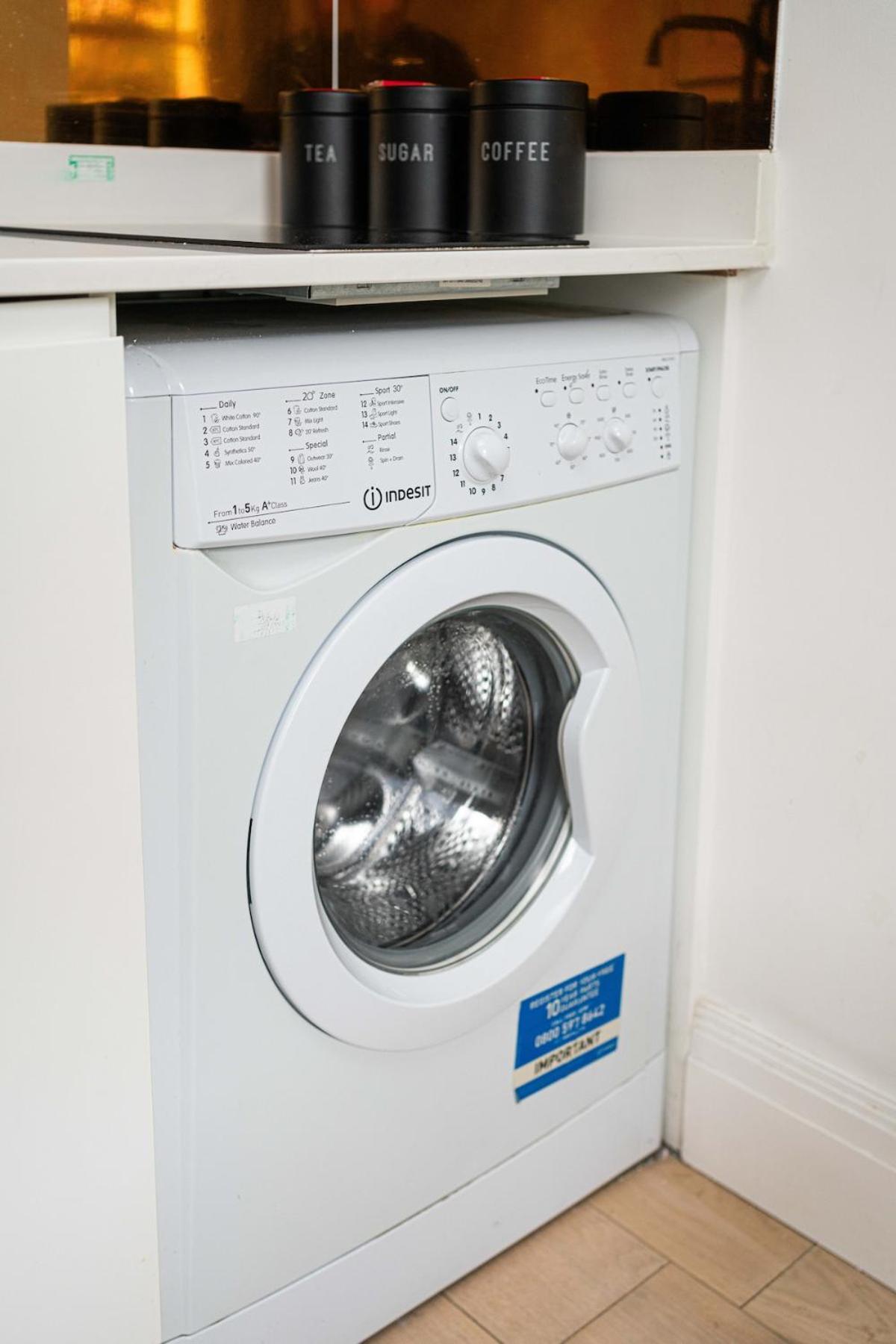 Lovely In Prime Maida Vale Location- Zone 2 Apartment London